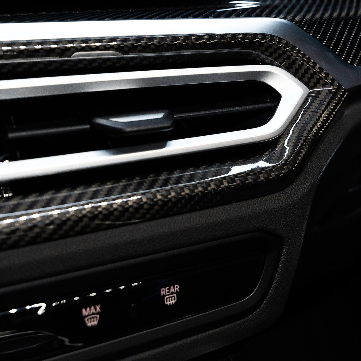Carbon Interieur Mittelbelüftungsblende für BMW 2er/M2/M3/M4 (G80/G82/G87/G20/G42)   FLOW DOWN®
