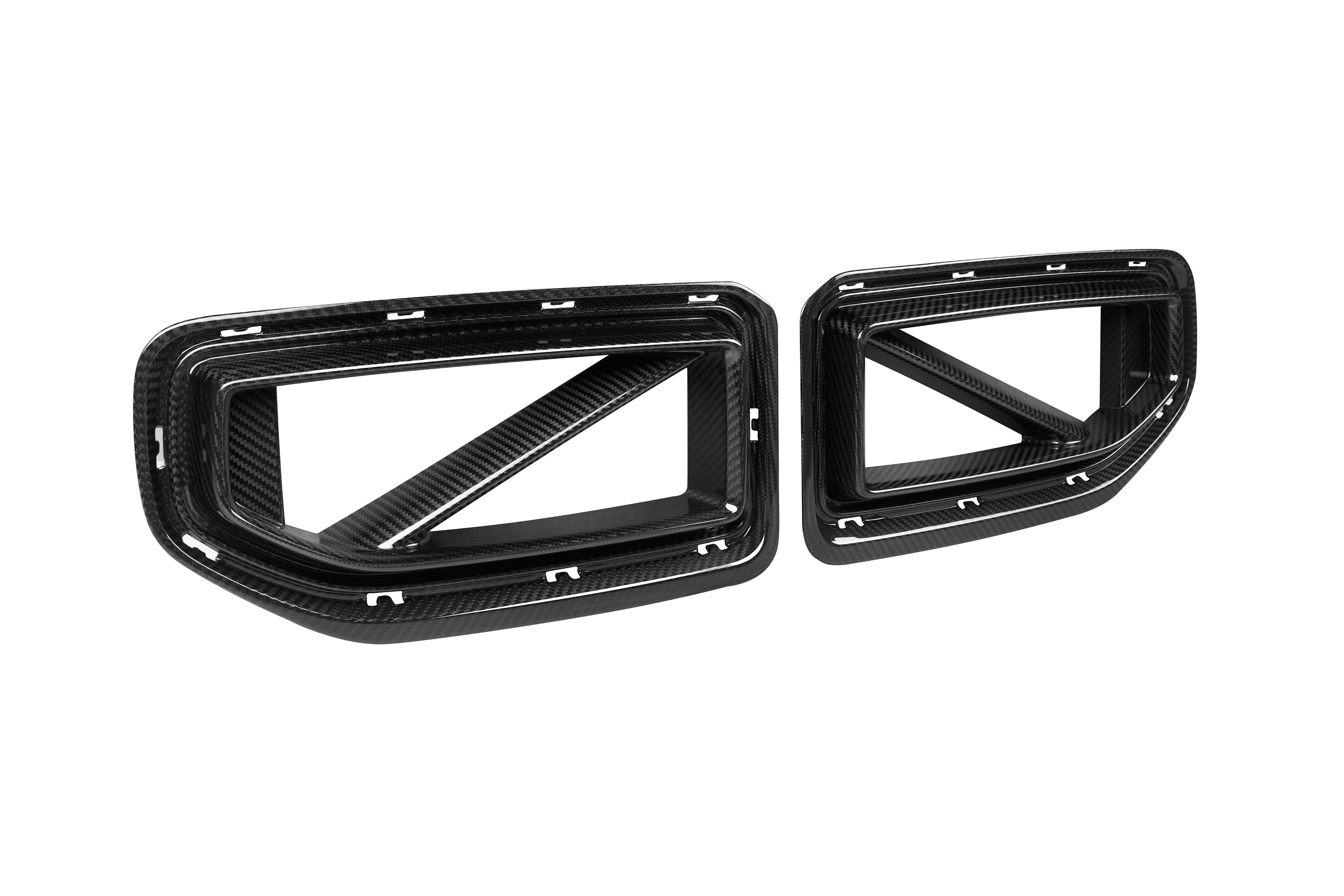 Front Nieren aus PrePreg Carbon für BMW M2 G87   FLOW DOWN®