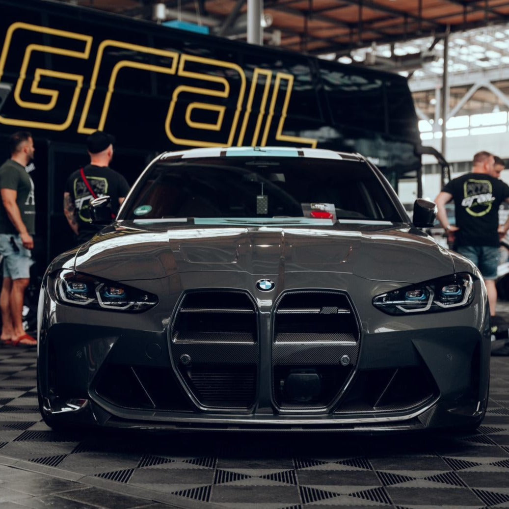 Frontgrill V Style aus PrePreg Carbon für BMW M3/M4 (G80/G81/G82/G83)   FLOW DOWN®