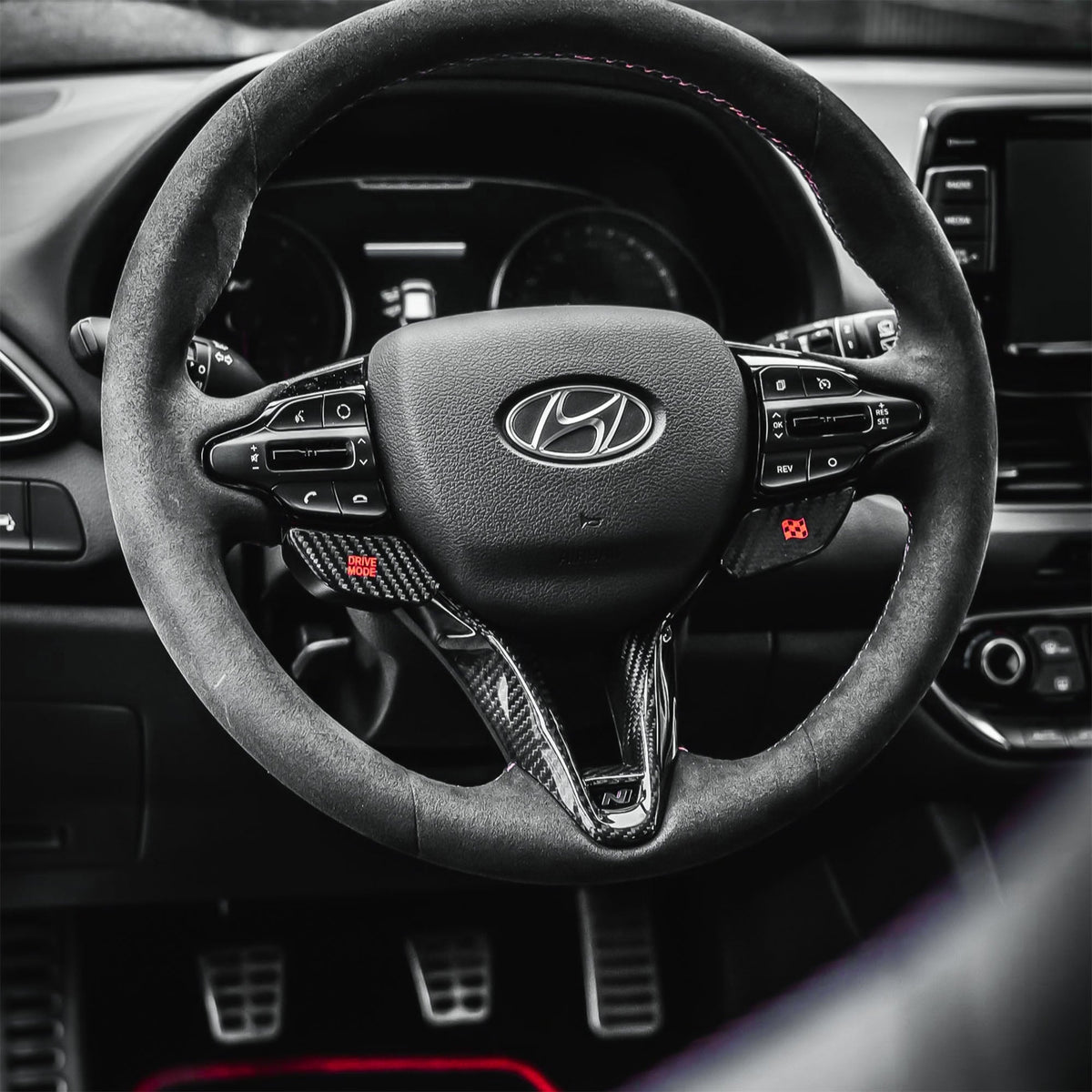 Carbon Lenkradspange für Hyundai I20N/I30N/Kona N   NTECHNIKS