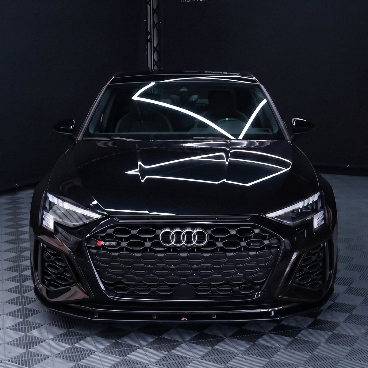 Magnet Kennzeichenhalter passend für Audi RS3 8Y   FLOW DOWN®