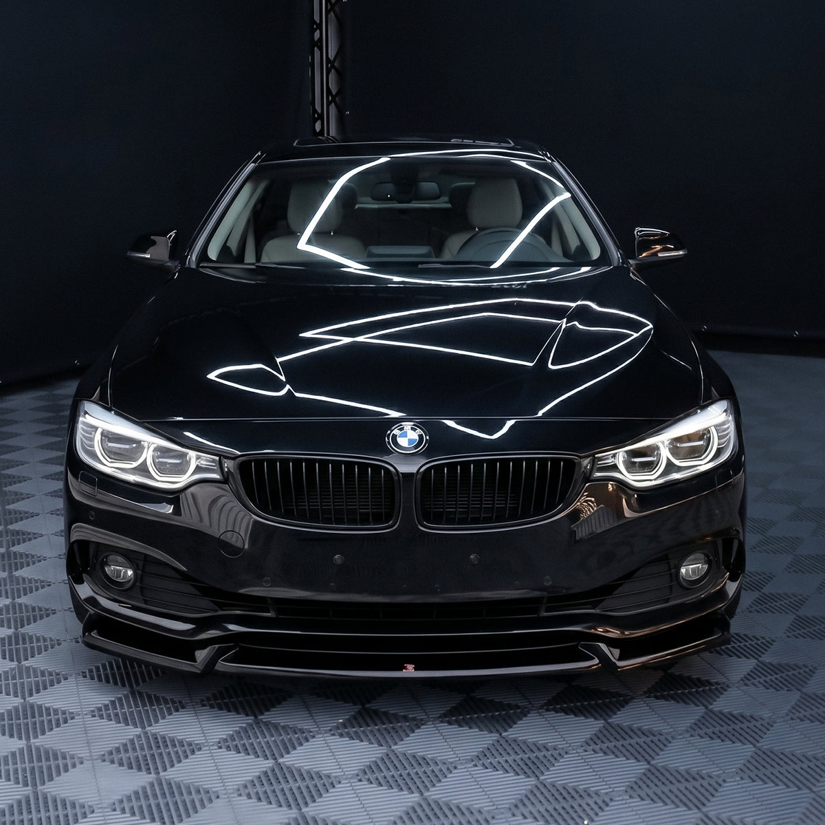 Magnet Kennzeichenhalter passend für BMW 4er F32 / F33   FLOW DOWN®