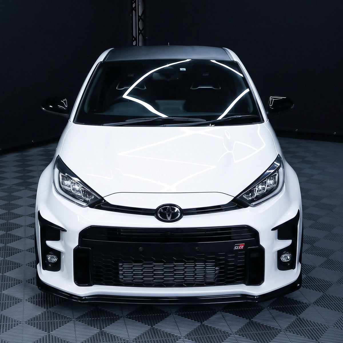 Magnet Kennzeichenhalter passend für Toyota GR Yaris   FLOW DOWN®