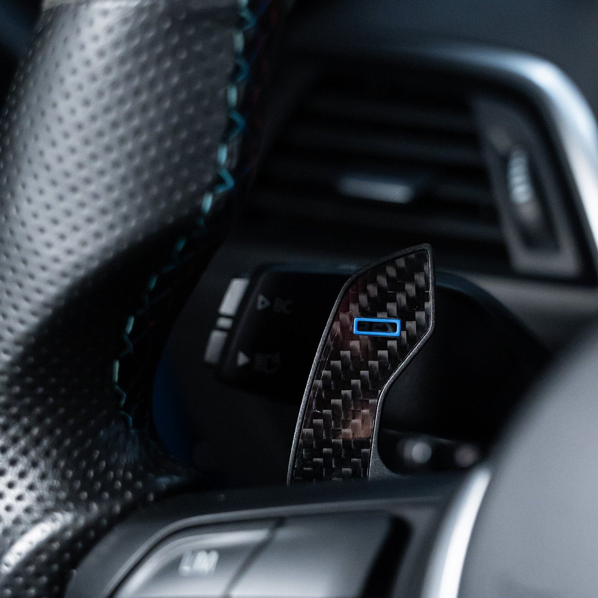 Carbon Schaltwippen V.2 für BMW M2/M3/M4 (F- und G-Reihe)   FLOW DOWN®