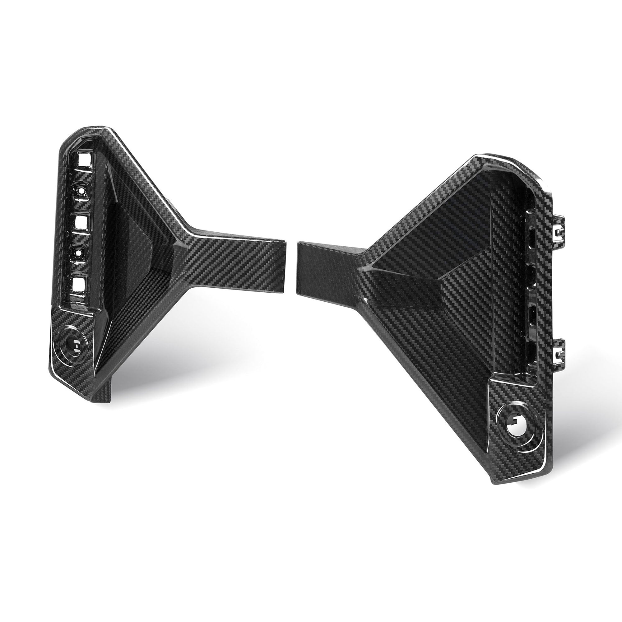 Heck Einsätze aus PrePreg Carbon für BMW M2 G87   FLOW DOWN®