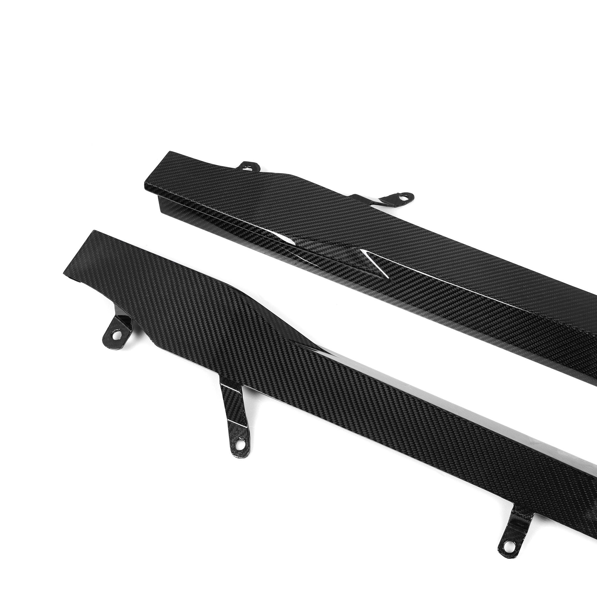 Seitenschweller aus PrePreg Carbon für BMW M2 G87   FLOW DOWN®