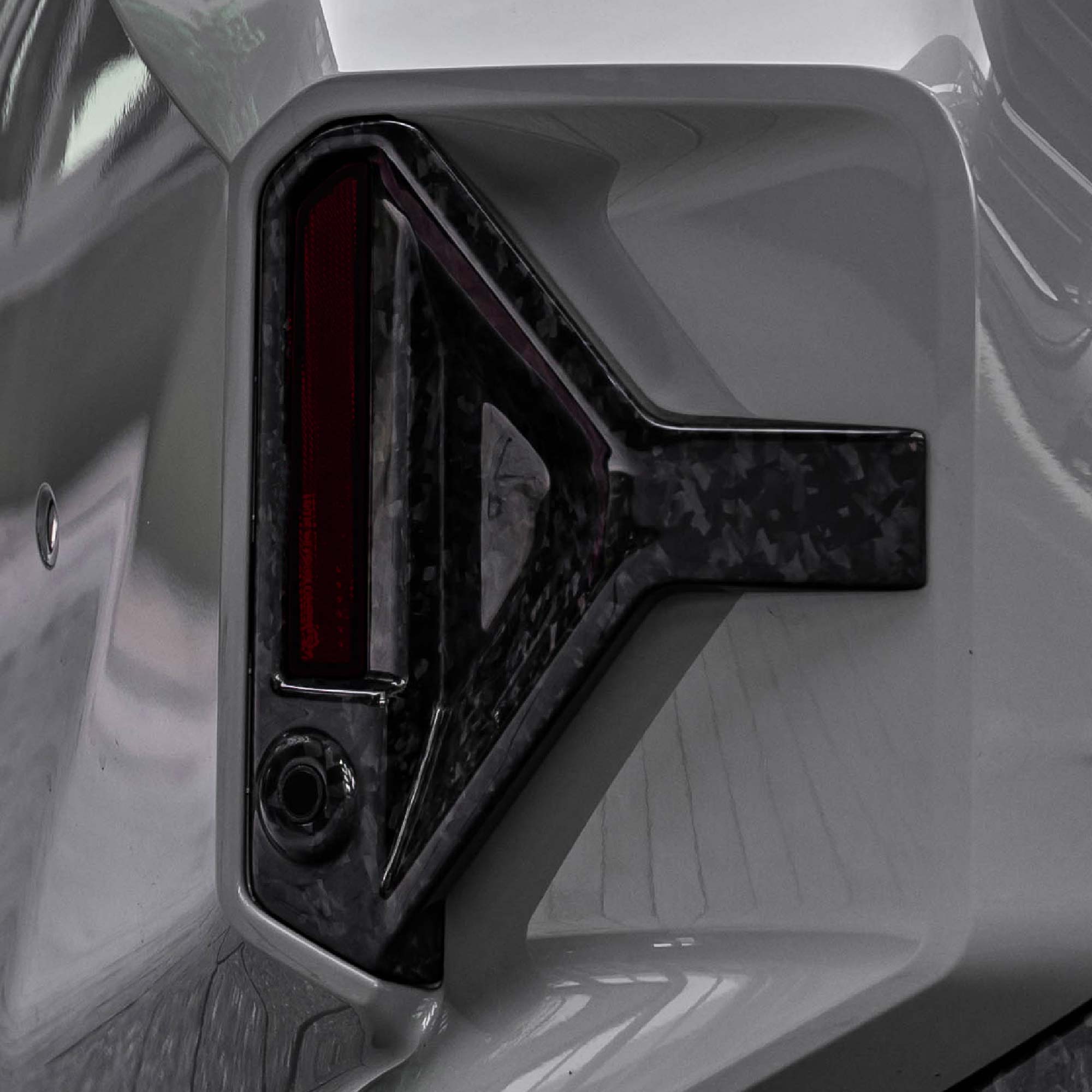FLOW DOWN® Tönungsfolie für Rückleuchten & Reflektoren für BMW M2 G87   FLOW DOWN®