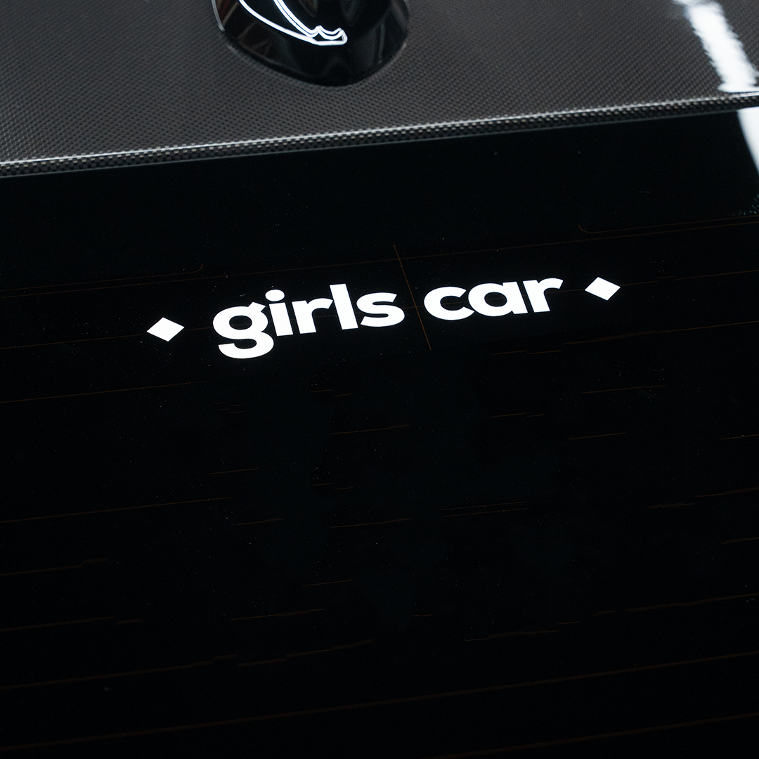 GIRLS CAR STICKER   FLOW DOWN®