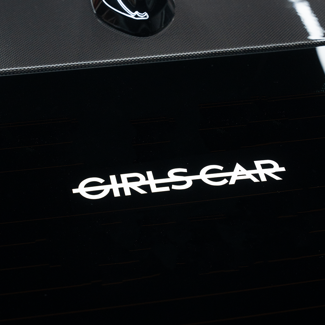 GIRLS CAR STICKER   FLOW DOWN®