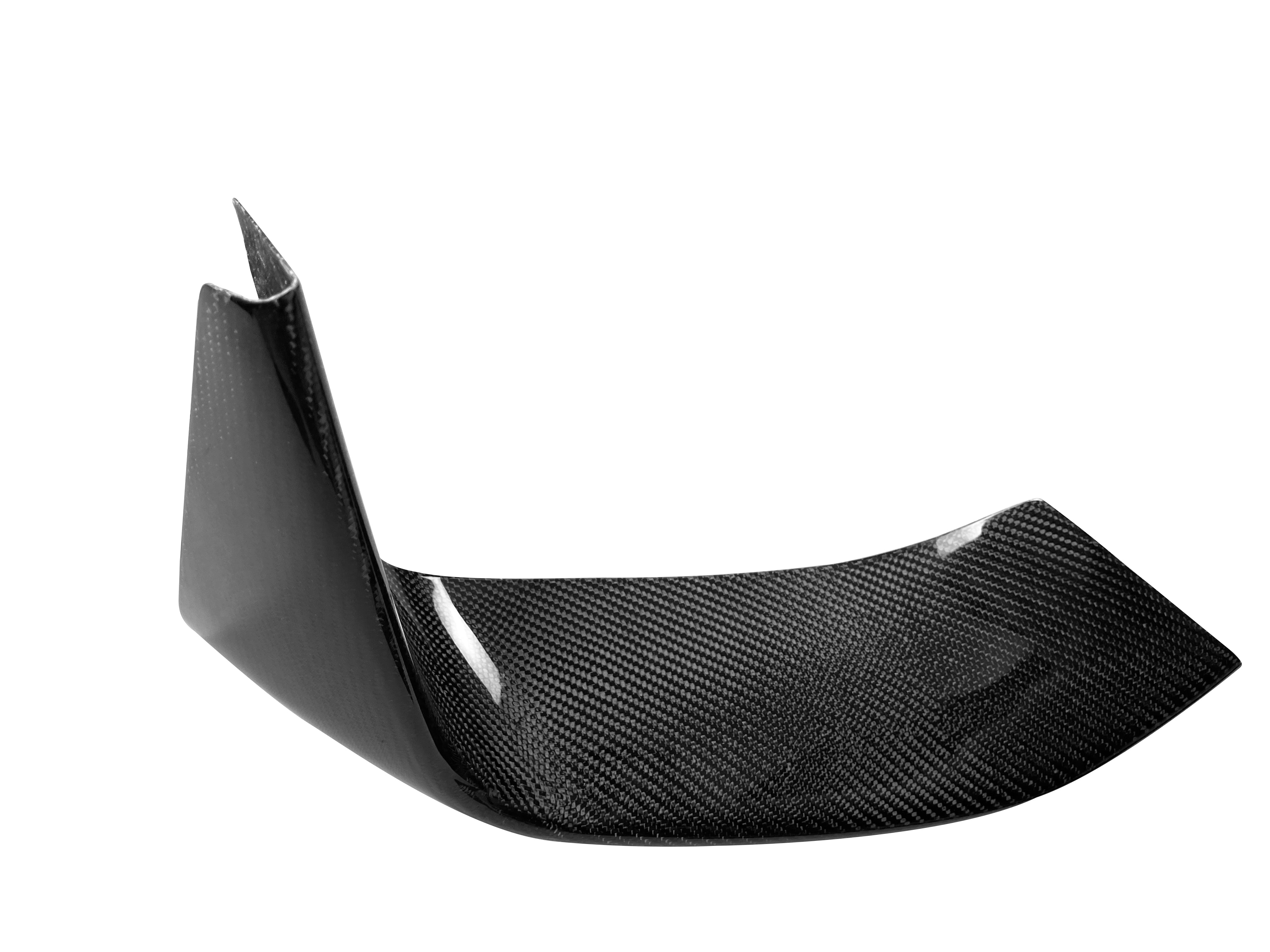 Carbon Fronteinsätze unten aus PrePreg Carbon für BMW M3/M4 (F80/F82/F83)   FLOW DOWN®