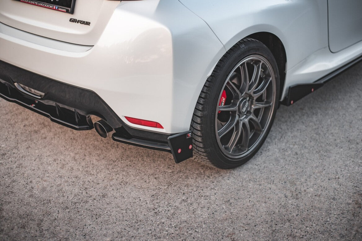 Heck Ansatz Flaps Diffusor V.2 +Flaps für Toyota GR Yaris   Maxton Design