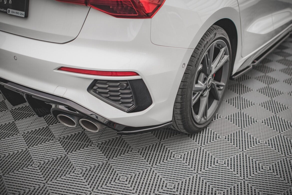 Heck Ansatz Flaps Diffusor V.2 für Audi S3 8Y   Maxton Design