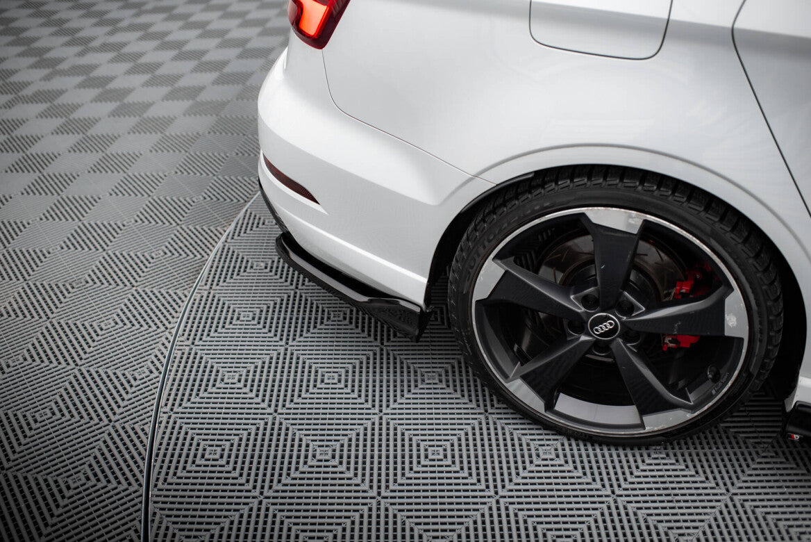 Heck Ansatz Flaps Diffusor V.3 für Audi RS3 Limousine 8V Facelift   Maxton Design
