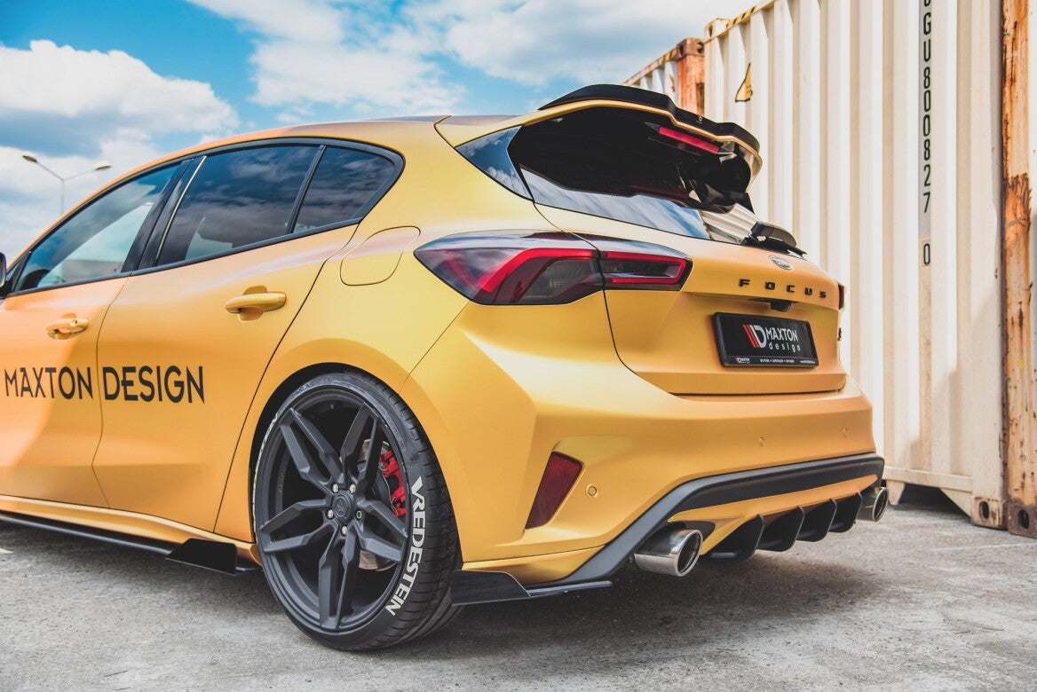 Hintere Seiten Flaps für Ford Focus ST Mk4   Maxton Design