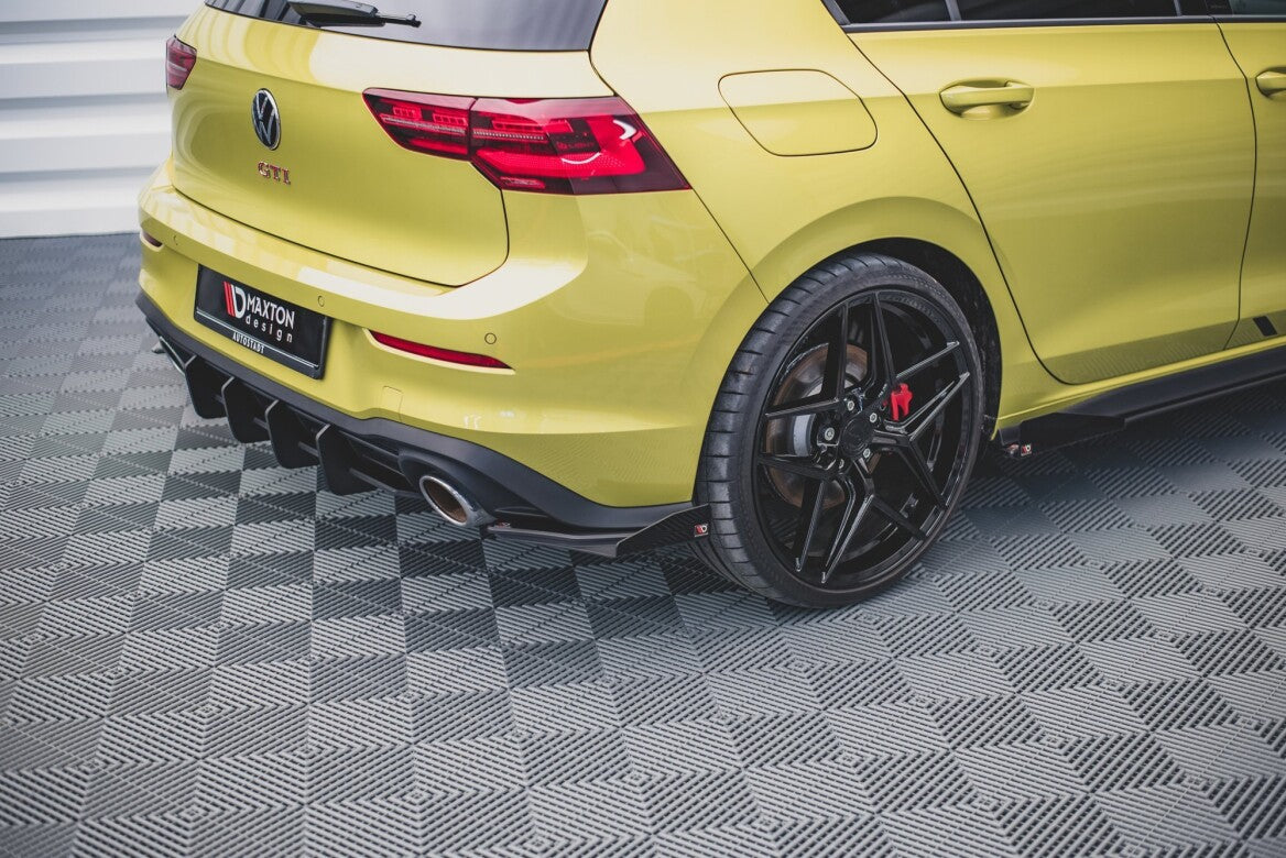 Heck Stoßstangen Flaps / Wings für VW Golf 8 GTI Clubsport   Maxton Design