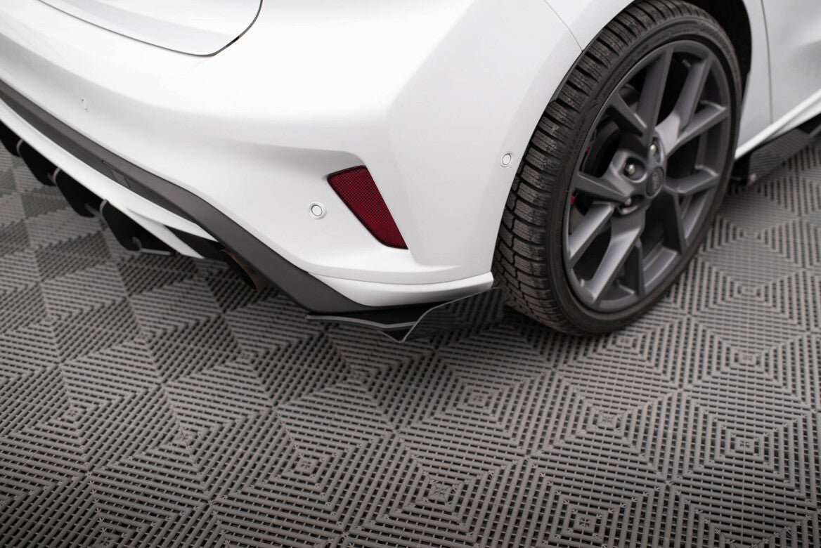 Hintere Seiten Flaps für Ford Focus ST Mk4   Maxton Design