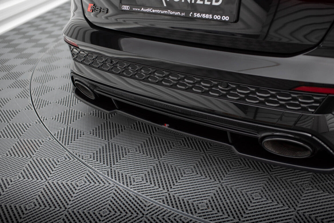 Mittlerer Cup Diffusor Heck Ansatz für Audi RS3 Sportback 8Y   Maxton Design