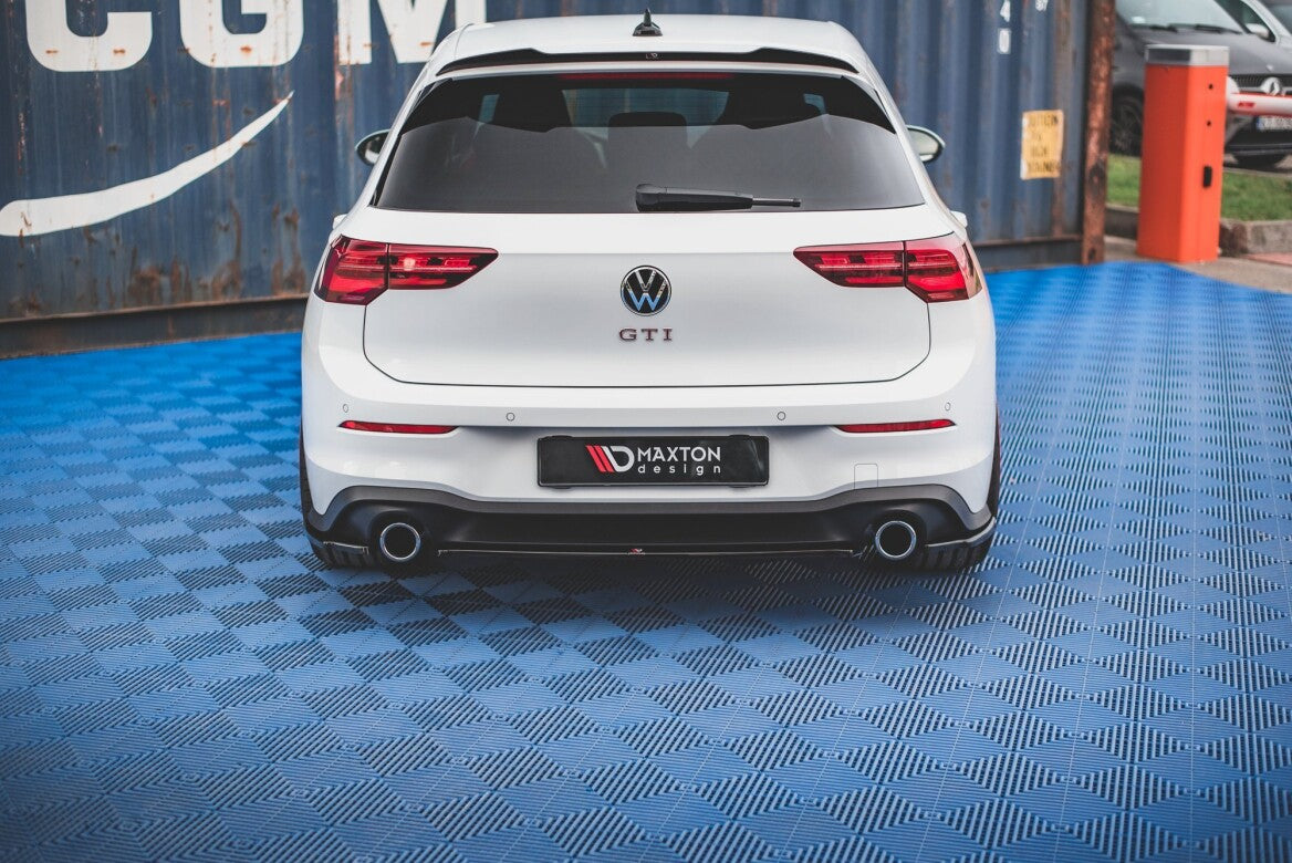 Mittlerer Cup Diffusor Heck Ansatz für VW Golf 8 GTI   Maxton Design