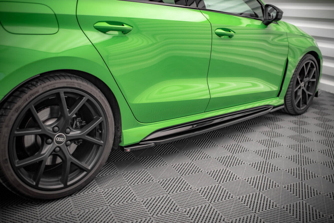 Seitenschweller Ansatz Cup Leisten für Audi RS3 Limousine 8Y   Maxton Design