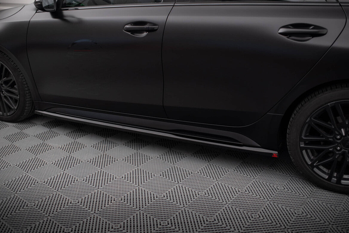 Seitenschweller Ansatz Cup Leisten für Kia Proceed GT Facelift   Maxton Design
