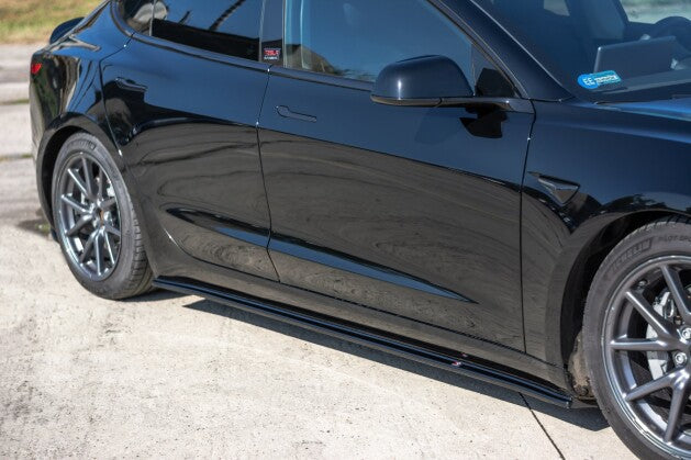 Seitenschweller Ansatz Cup Leisten für Tesla Model 3 / Model 3 Performance Mk1 / Mk1 FL   Maxton Design
