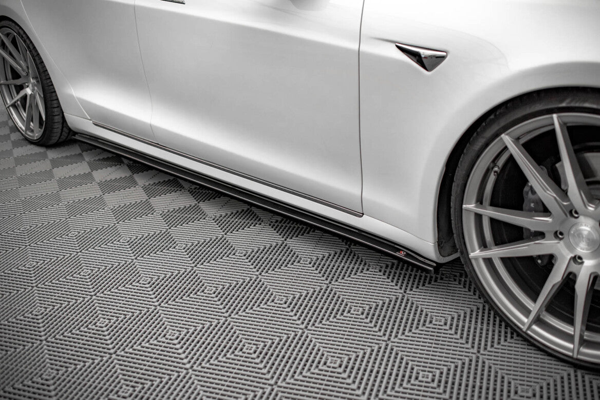 Seitenschweller Ansatz Cup Leisten für Tesla Model S FL   Maxton Design