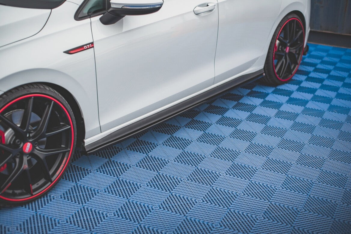 Seitenschweller Ansatz Cup Leisten für VW Golf 8 GTI   Maxton Design