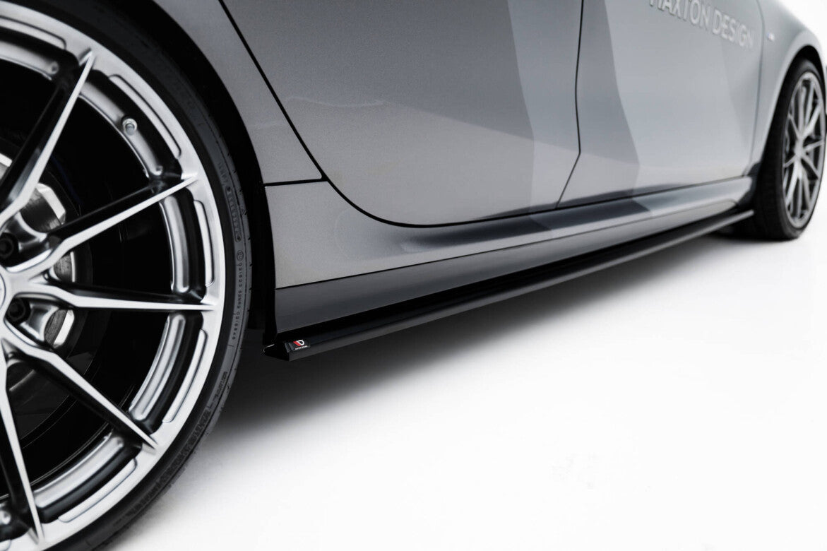 Seitenschweller Ansatz Cup Leisten V.1 für BMW M135i / 1 M-Paket F70   Maxton Design