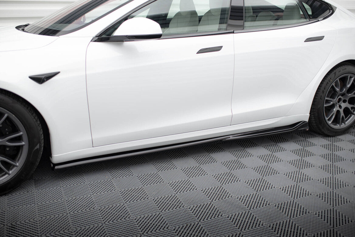 Seitenschweller Ansatz Cup Leisten V.1 für Tesla Model S Plaid Mk1 FL   Maxton Design