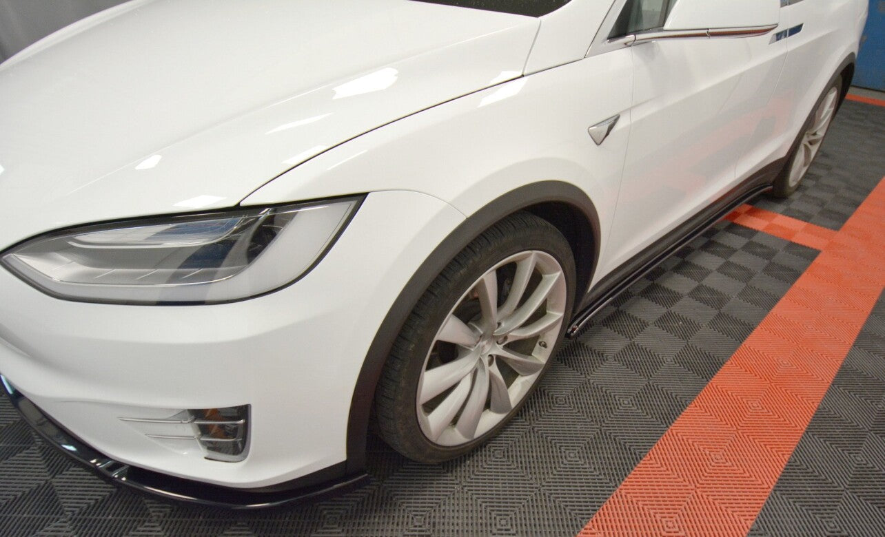 Seitenschweller Ansatz Cup Leisten V.1 für TESLA MODEL X   Maxton Design