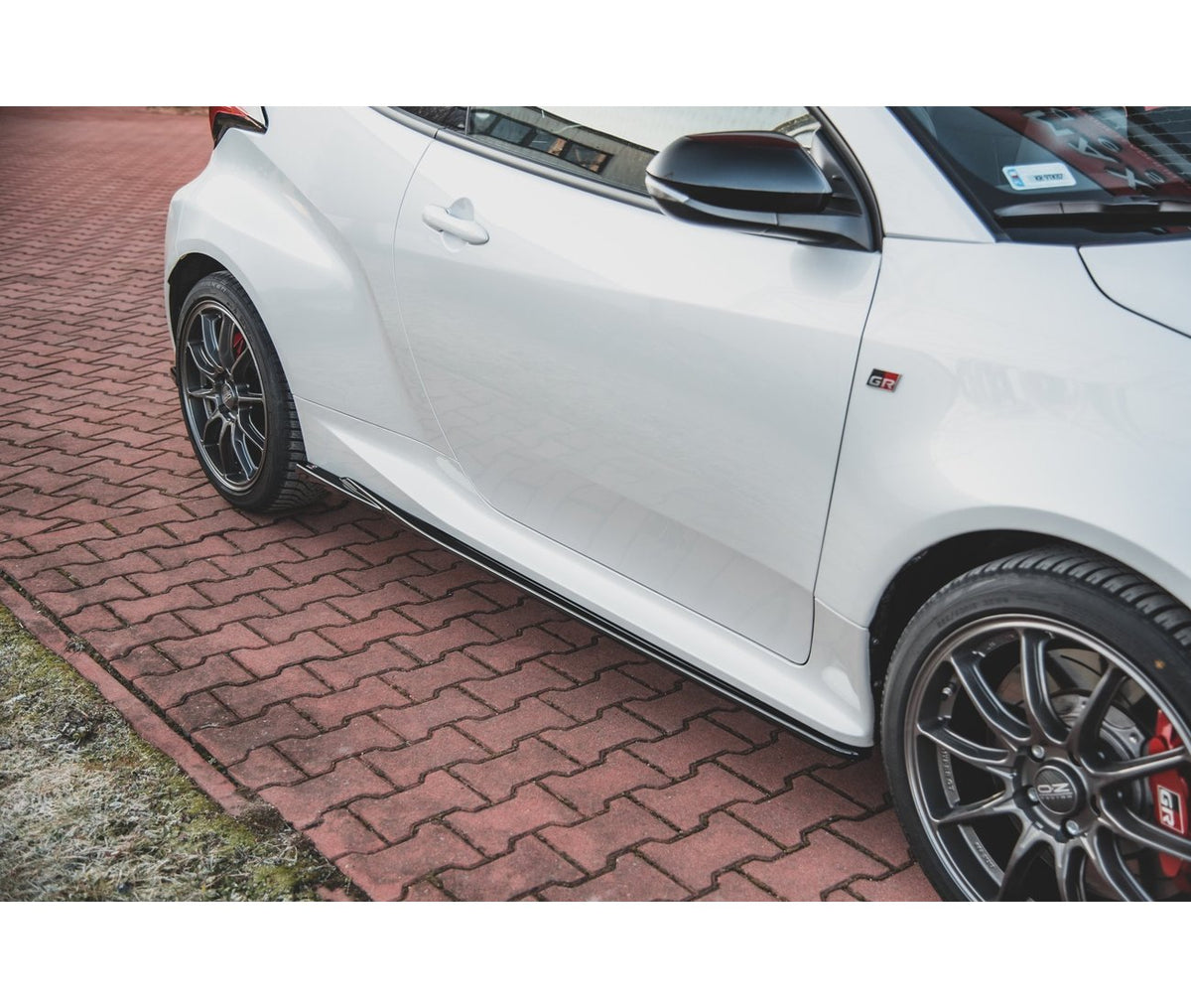 Seitenschweller V.1 für Toyota GR Yaris   Maxton Design