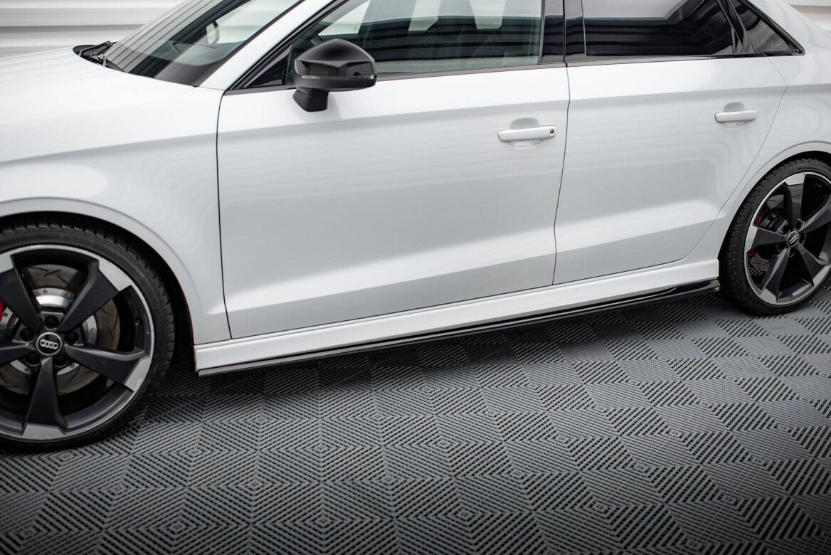 Seitenschweller Ansatz Cup Leisten V.2 für Audi RS3 Limousine 8V Facelift   Maxton Design