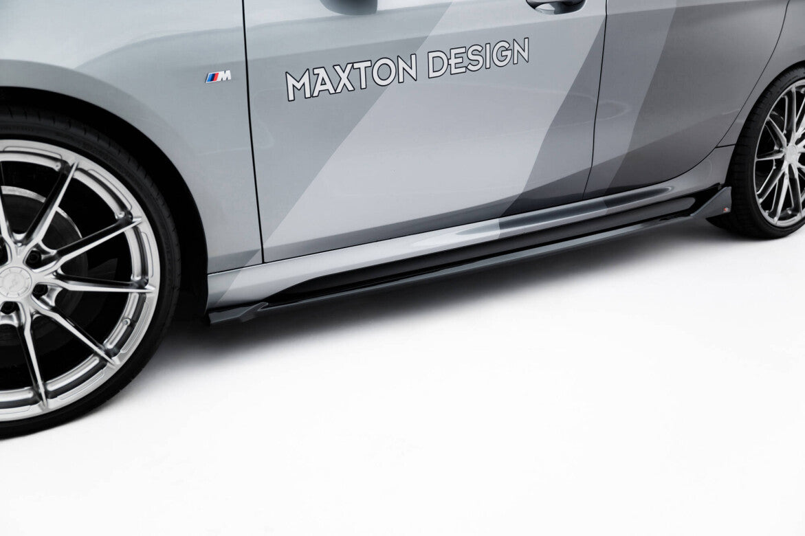 Seitenschweller Ansatz Cup Leisten V.2 für BMW M135i / 1 M-Paket F70   Maxton Design