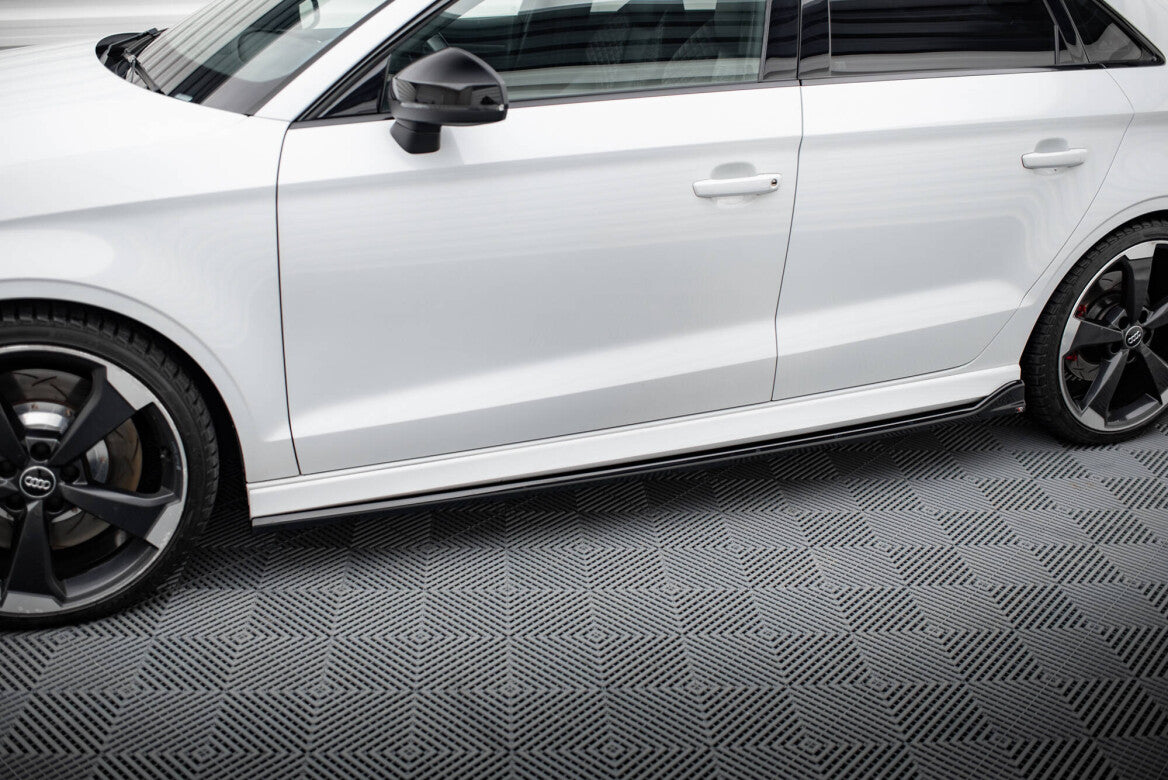 Seitenschweller Ansatz Cup Leisten V.3 für Audi RS3 Limousine 8V Facelift   Maxton Design