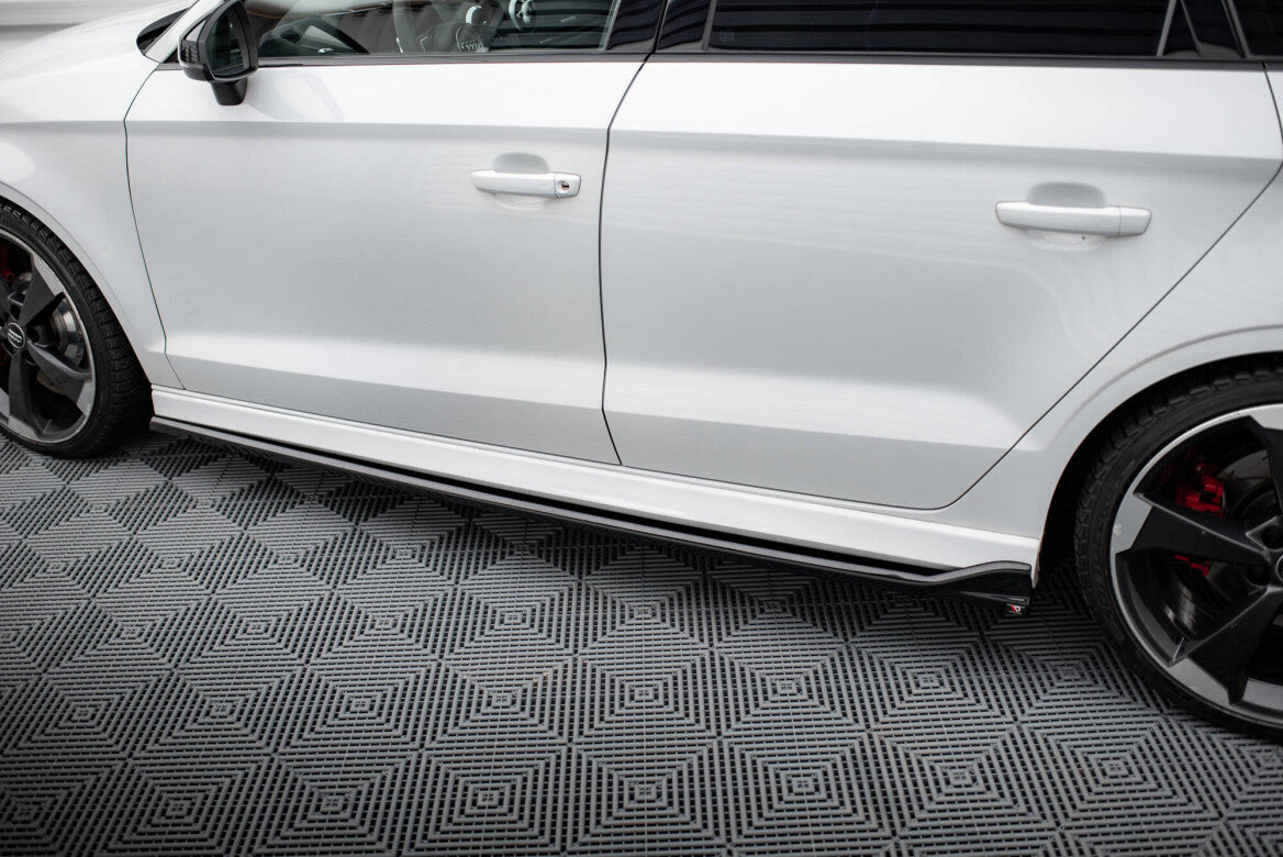 Seitenschweller Ansatz Cup Leisten V.3 für Audi RS3 Limousine 8V Facelift   Maxton Design