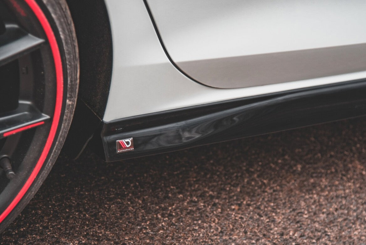 Seitenschweller Ansatz Cup Leisten V.3 für VW Golf 8 GTI   Maxton Design