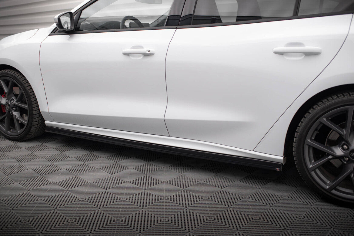Seitenschweller Ansatz Cup Leisten V.5 für Ford Focus ST / ST-Line Mk4   Maxton Design