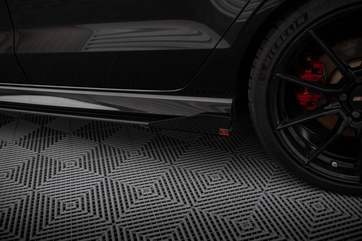 Seitenschweller Flaps für Audi RS3 Limousine 8V Facelift   Maxton Design