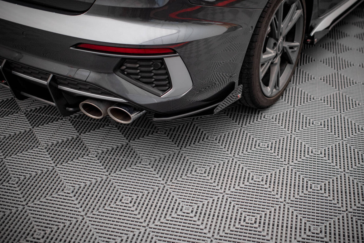 Street Pro Heck Ansatz Flaps Diffusor +Flaps für Audi S3 Limousine 8Y   Maxton Design