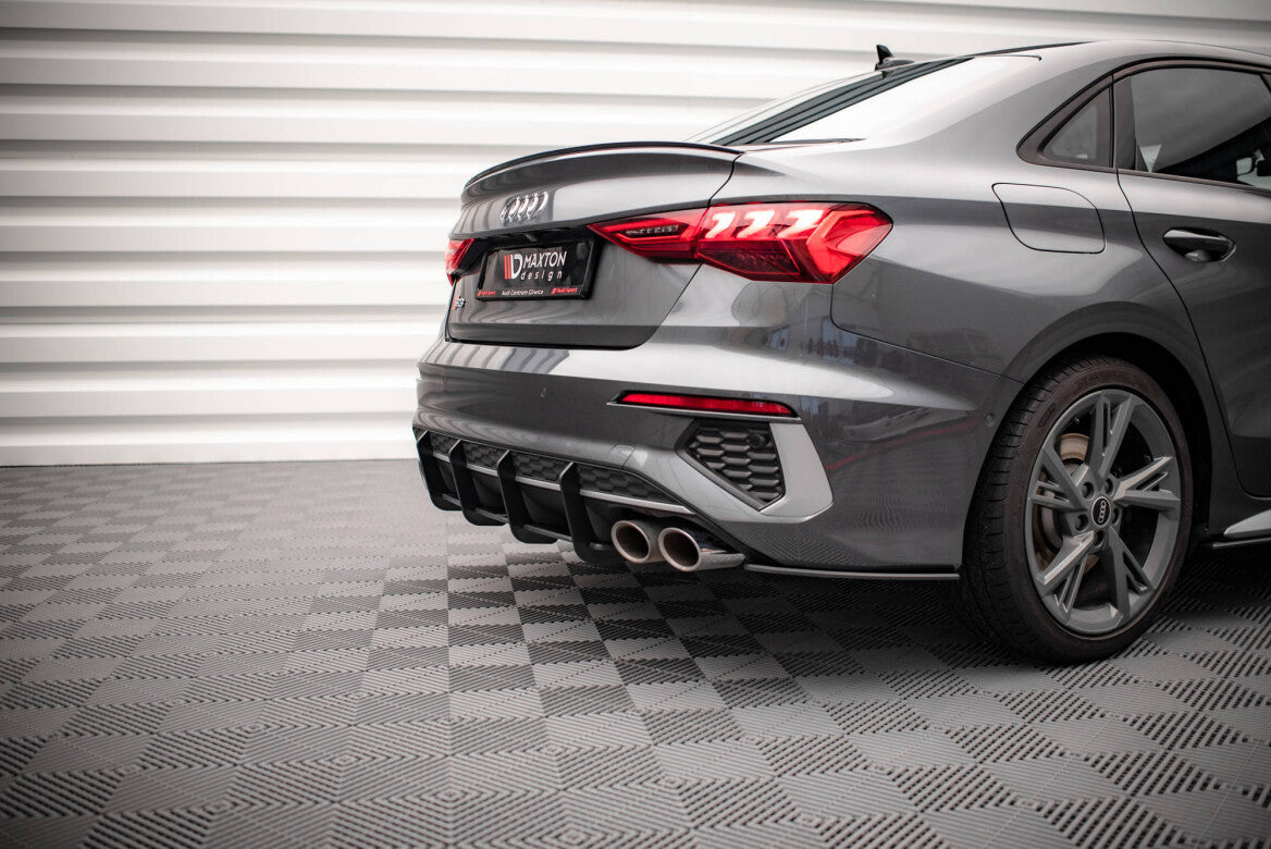 Street Pro Heck Ansatz Flaps Diffusor +Flaps für Audi S3 Limousine 8Y   Maxton Design