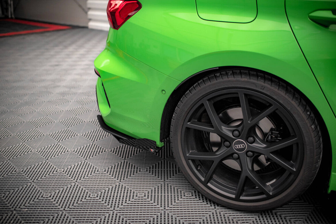 Street Pro Heck Ansatz Flaps Diffusor für Audi RS3 Limousine 8Y   Maxton Design