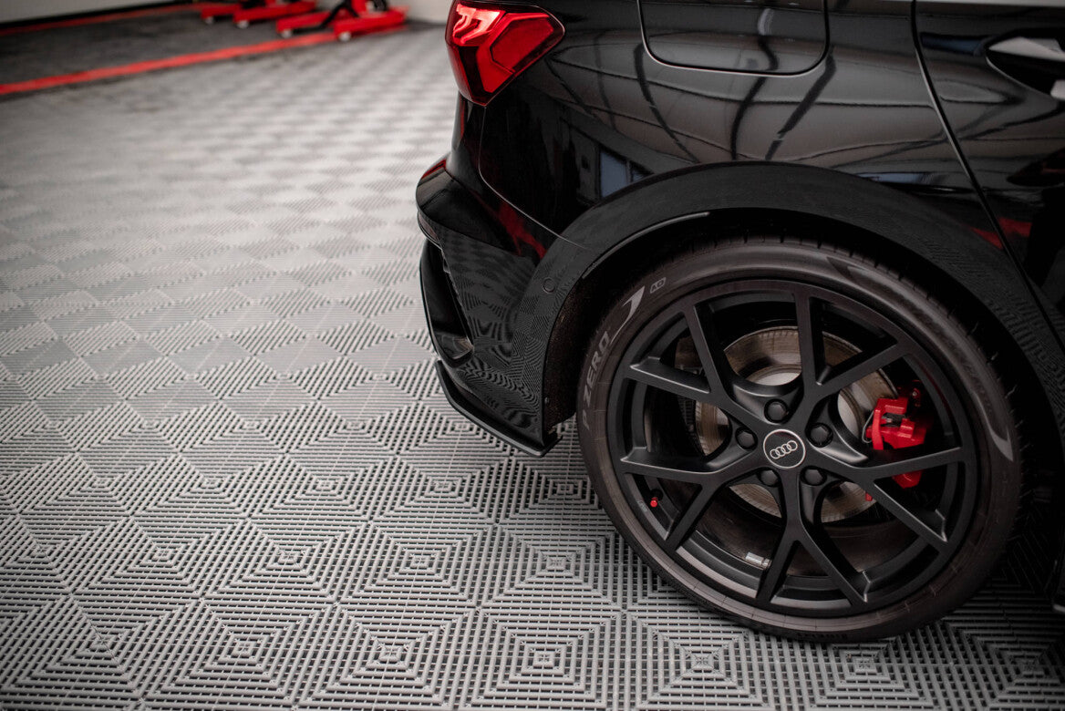 Street Pro Heck Ansatz Flaps Diffusor für Audi RS3 Sportback 8Y   Maxton Design