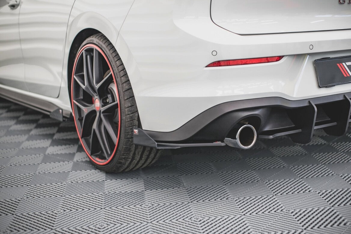 Street Pro Heck Ansatz Flaps Diffusor für VW Golf 8 GTI   Maxton Design