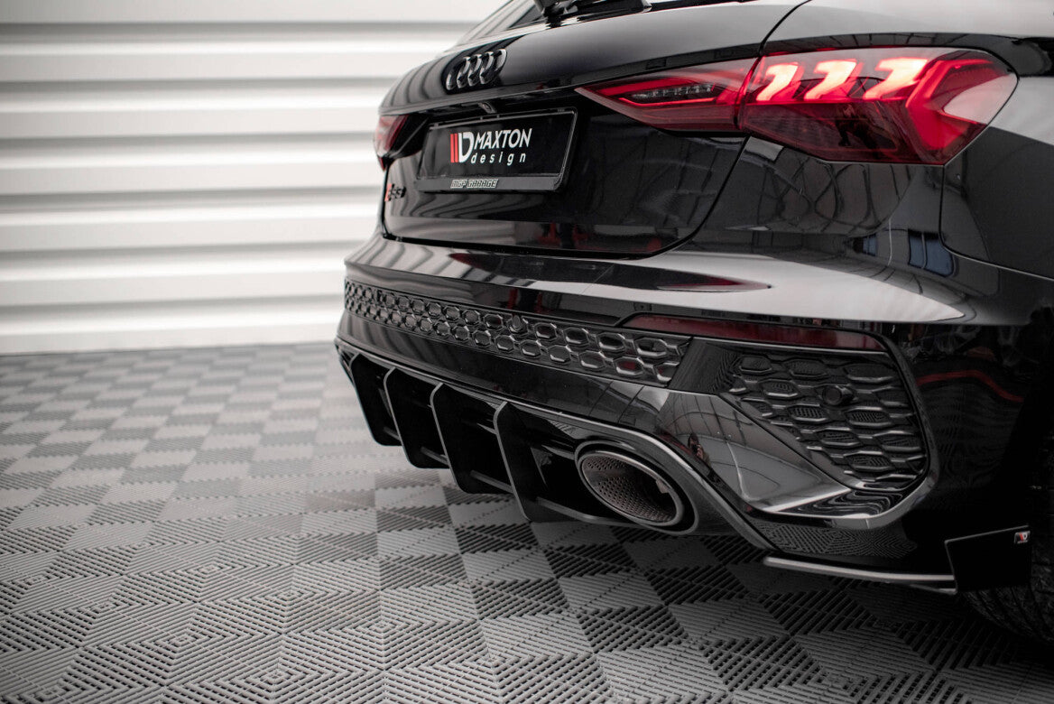 treet Pro Heckschürze Heck Ansatz Diffusor für Audi RS3 Sportback 8Y   Maxton Design