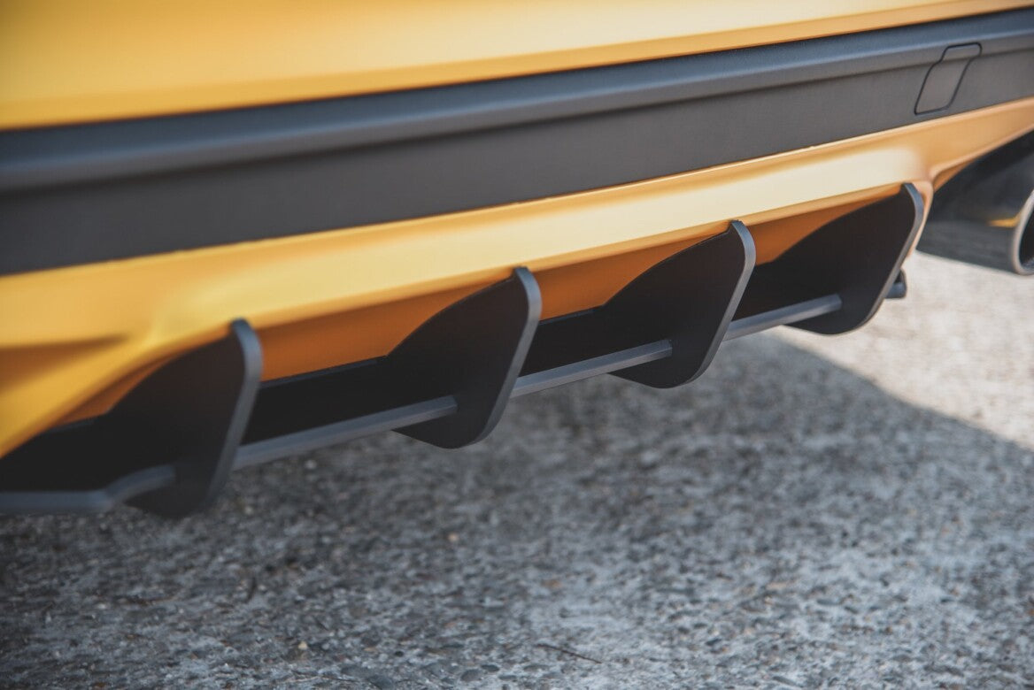 Street Pro Heckschürze Heck Ansatz Diffusor für Ford Focus ST Mk4   Maxton Design