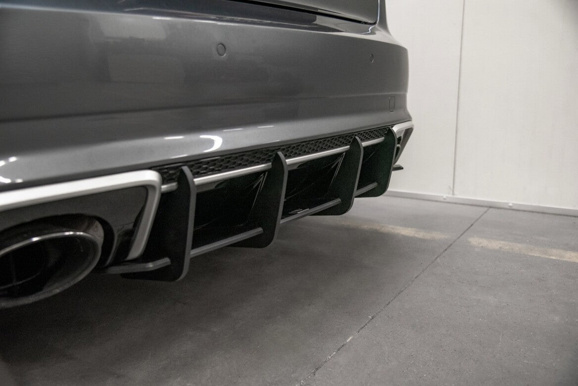 Street Pro Heckschürze Heck Ansatz Diffusor V.1 für Audi RS3 8V Sportback   Maxton Design