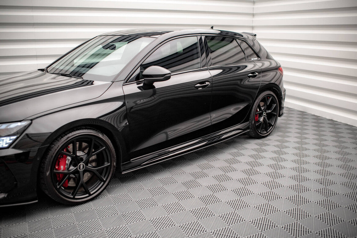 Street Pro Seitenschweller Ansatz Cup Leisten für Audi RS3 Sportback 8Y   Maxton Design