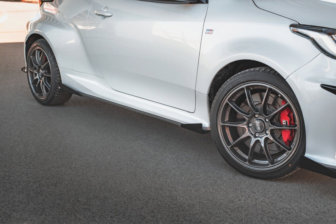 Street Pro Seitenschweller Ansatz Cup Leisten für Toyota GR Yaris   Maxton Design
