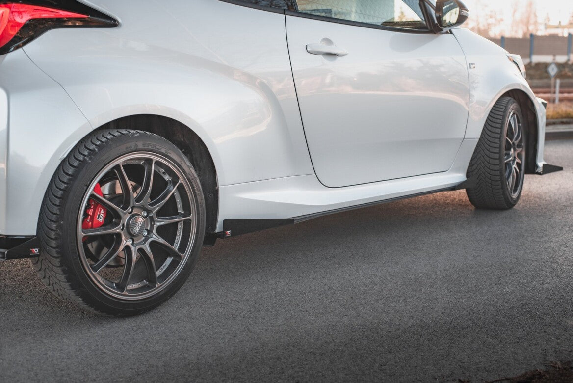 Street Pro Seitenschweller Ansatz Cup Leisten für Toyota GR Yaris   Maxton Design