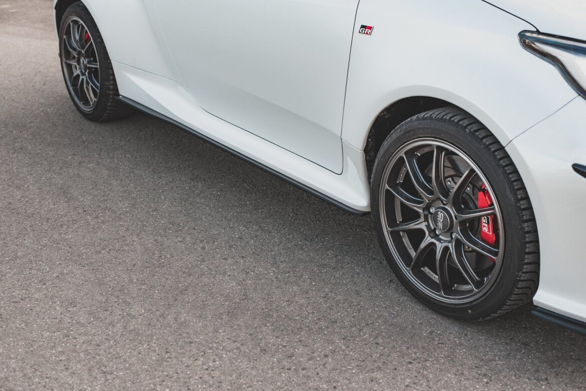 Street Pro Seitenschweller Ansatz Cup Leisten für Toyota GR Yaris   Maxton Design